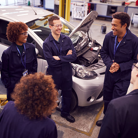 Soutenez vos apprentis avec IRP AUTO